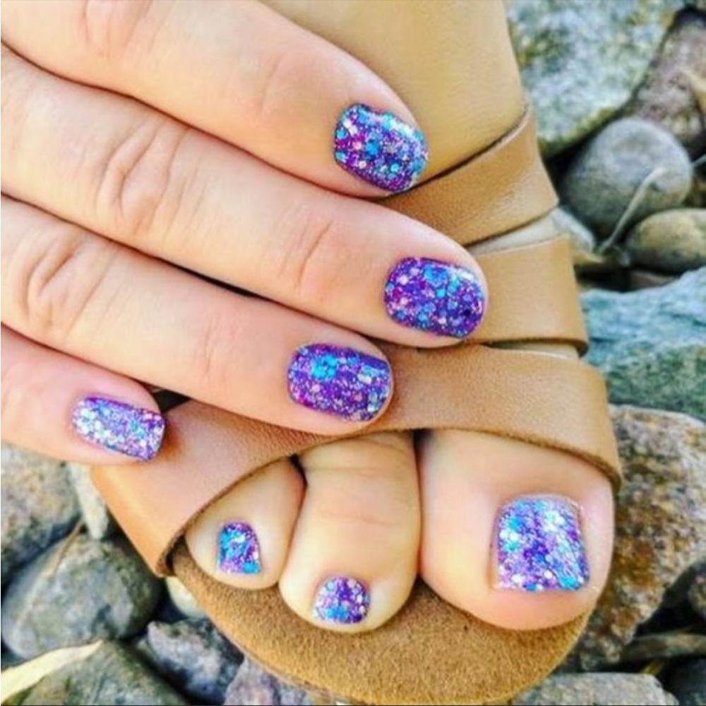 *Retired* Color Street: Mardi Gras | Blue Purple Teal Silver Glitter Party - Picture 11 of 15